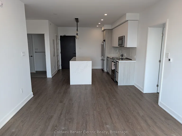 195 Hunter St E #802 — Photo 17