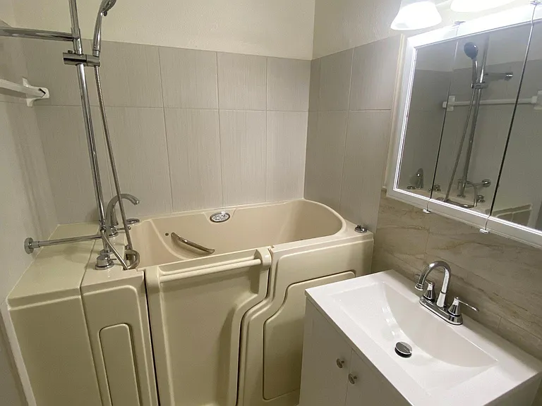 583 Gardenia Cir — Photo 13