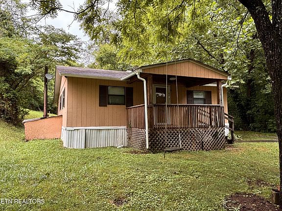 2nd image of 8018 Sevierville Pike