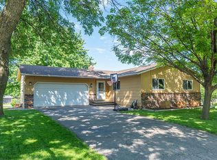 13500 Yosemite Ave S, Savage, MN 55378