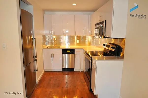 Rented by FirstService Realty (legacy) | media 14