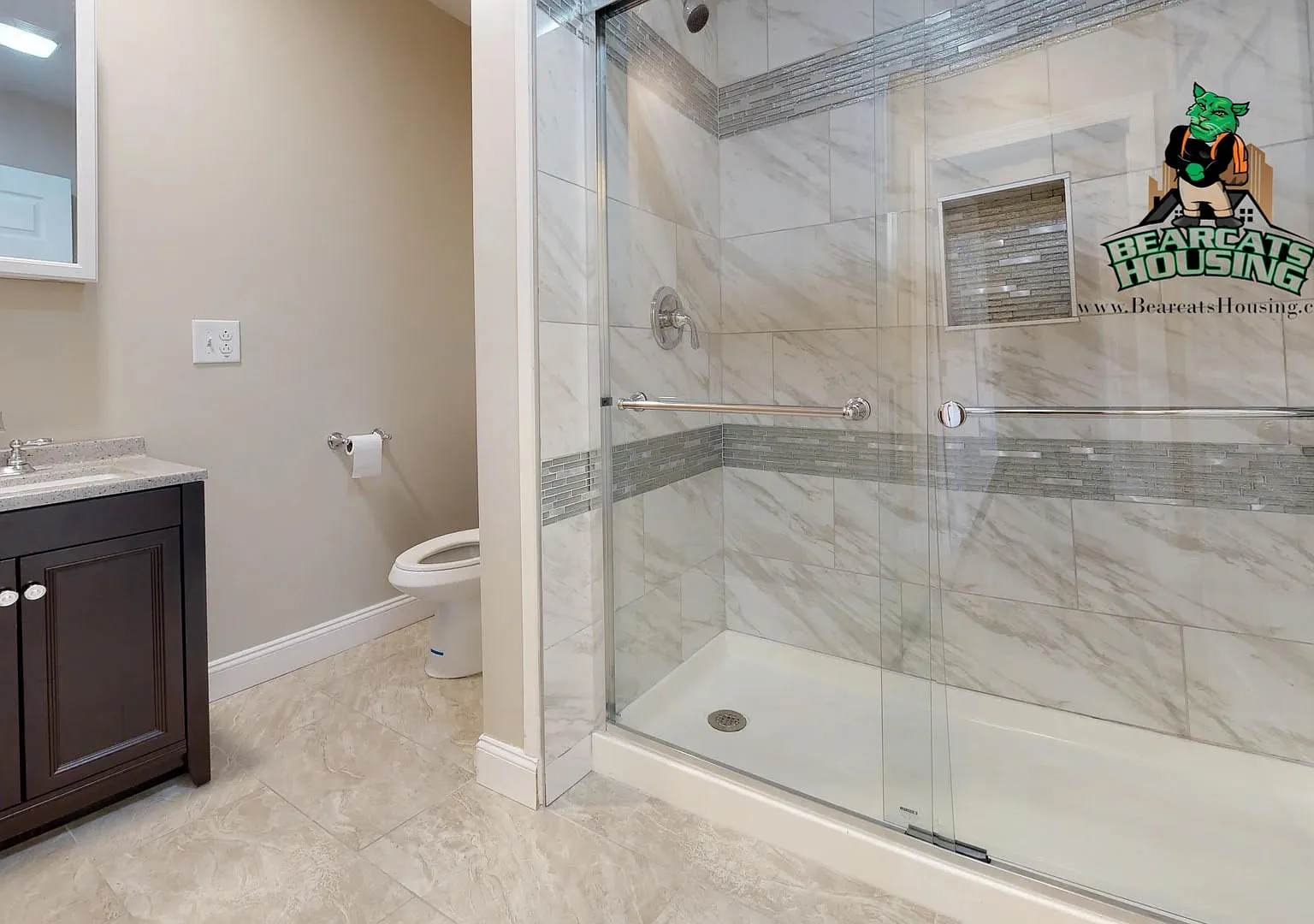 81 State - 2 Bed — Photo 2