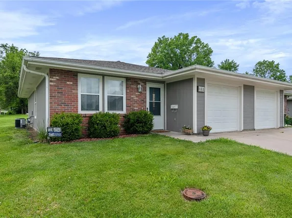 120/122 E Cornhill St, Cameron, MO 64429