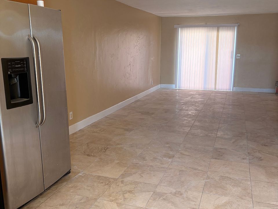 1st image of 1901 N Atlantic Ave APT 10