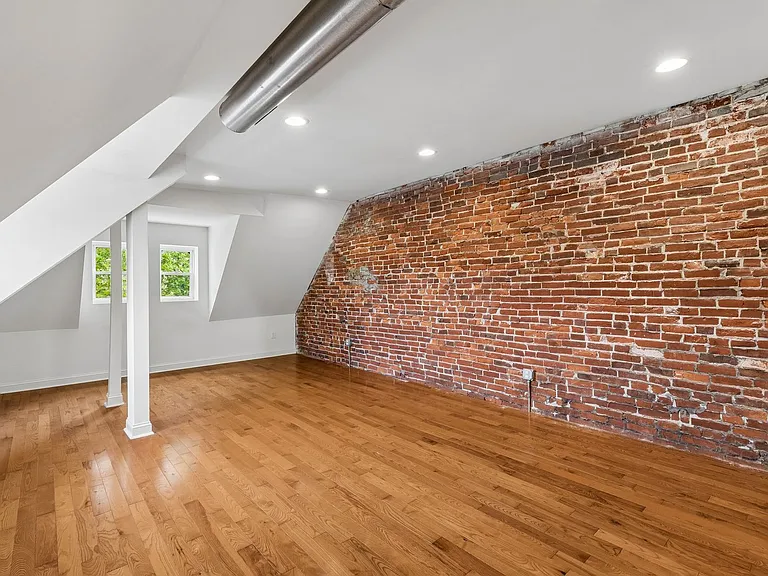 4653 Hazel Ave — Photo 4