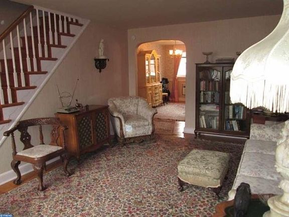 4th image of 1365 Kimberly Dr