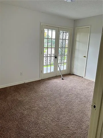 Building Photo - 848 Legion Dr