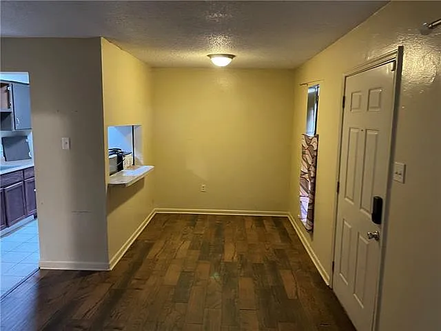 4554 Y.a. Tittle Ave #2 — Photo 6