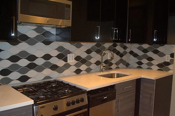 Rented by Loom Group | media 10