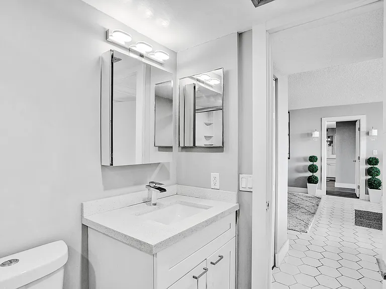 3701 N Country Club Dr #605 — Photo 12