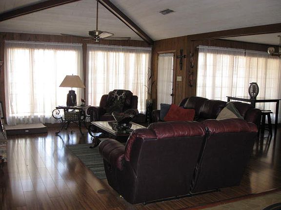 2nd image of 403 Marmande St