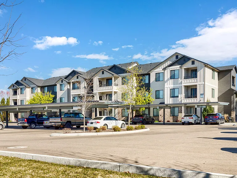 Northview Apartment Homes — Photo 6