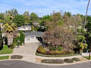 18817 Stagg St, Reseda, CA 91335