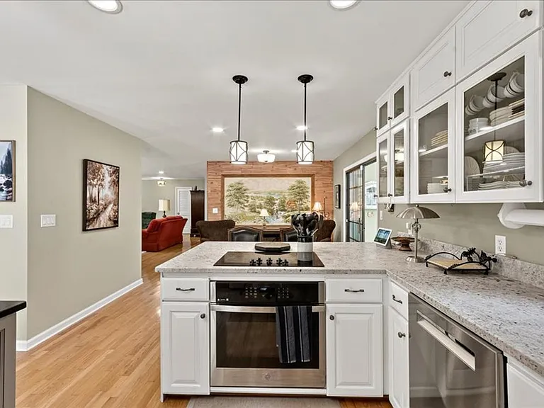 1050 Illahee Rd — Photo 13