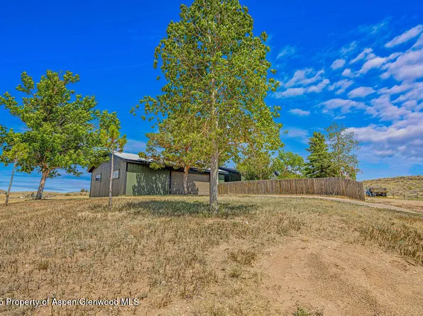 572 Western Ave, Craig, CO 81625