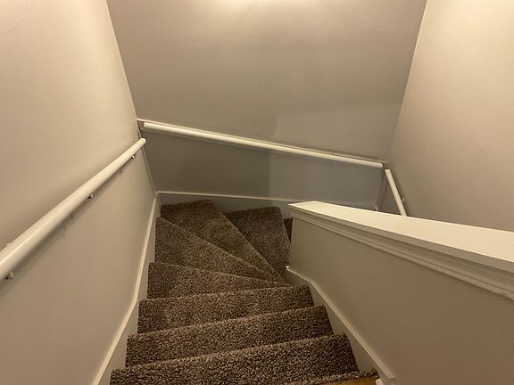5th image of 6450 S Kenwood Ave #205