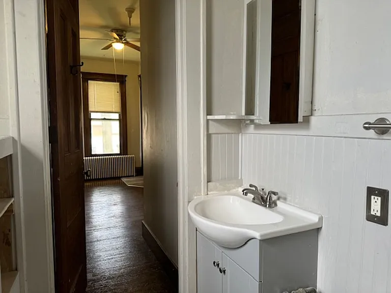 193 Park Ave — Photo 4