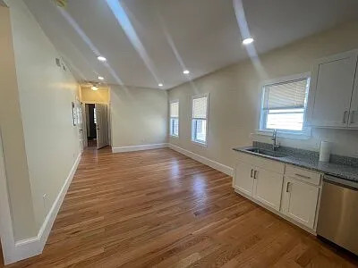 73 Merriam St #2A — Photo 8