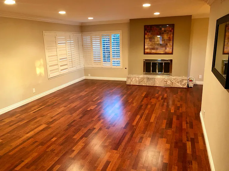 6426 Spear St — Photo 2
