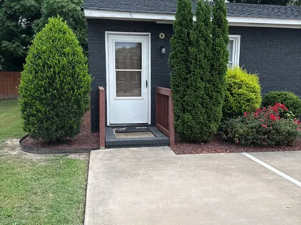 903 Pender St, 903 Pender St S APT D, Wilson, NC 27893