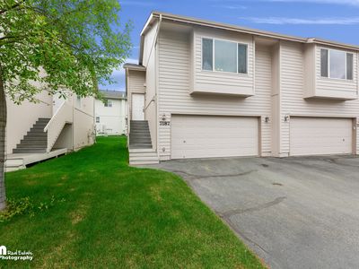 7187 Fairweather Park Loop, Anchorage, AK, 99518
