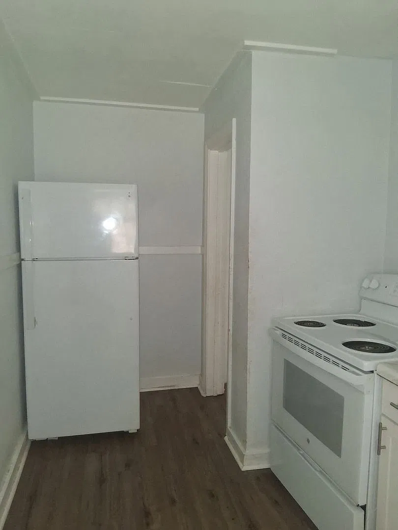 2Bed 1Bath Home — Photo 2