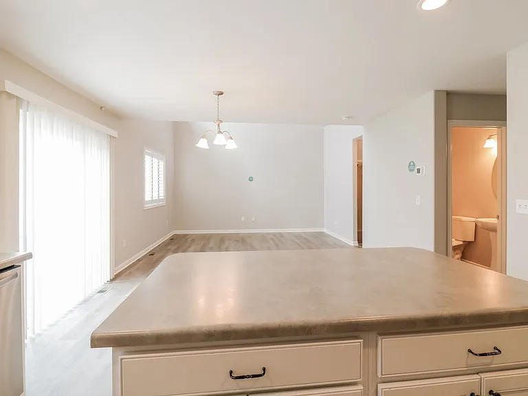 3023 S Willow Creek Dr — Photo 8