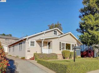 18492 Lake Chabot Rd, Castro Valley, CA 94546