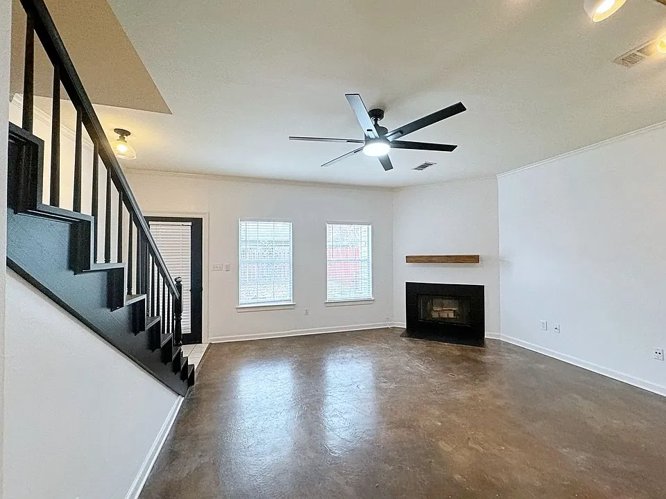 8535 E Cypress Point Ct