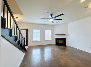 8535 E Cypress Point Ct, Baton Rouge, LA 70809