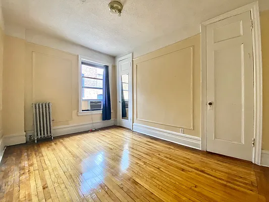 Rented by Bohemia Realty Group | media 7