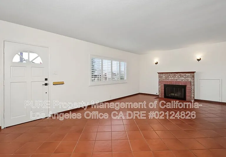 4619 W 133rd St — Photo 6