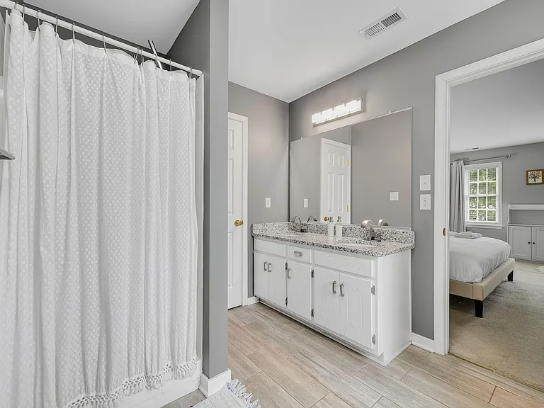 10136 Bon Air Crest Dr — Photo 26