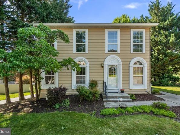 76 Marhill Ct, Westminster, MD 21158