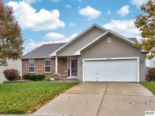 14734 Sprague St, Omaha, NE 68116