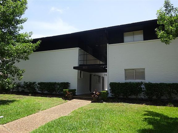2nd image of 5123 Del Monte Dr #2B-1Ba-1170Sqft