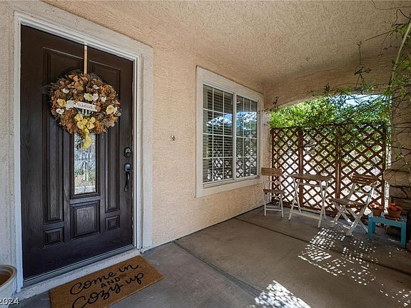 2nd image of 2450 Avenida Cataluna