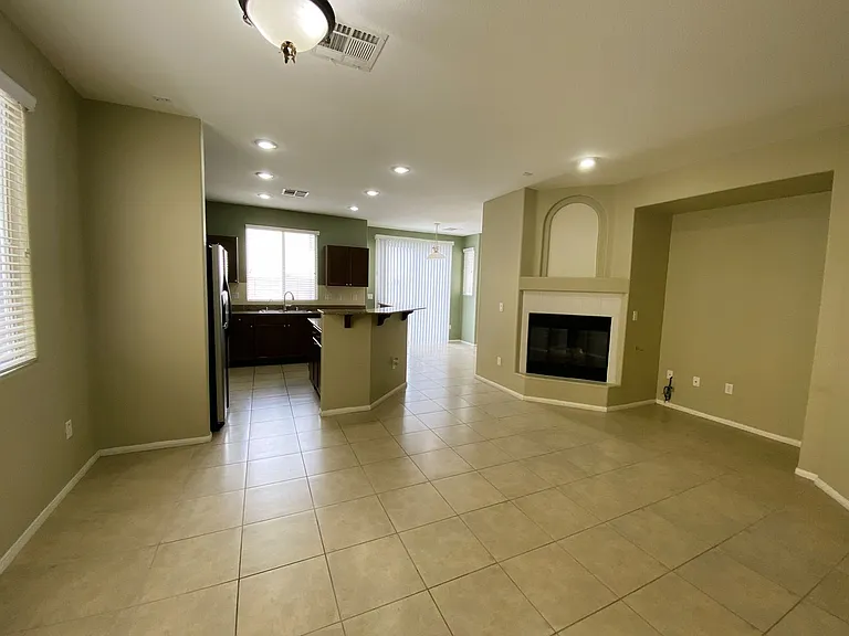 172 Flying Hills Ave — Photo 11