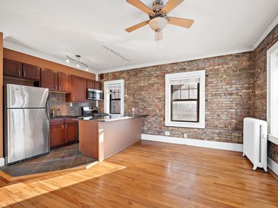 1901 Stevens Ave APT 301, Minneapolis, MN, 55403