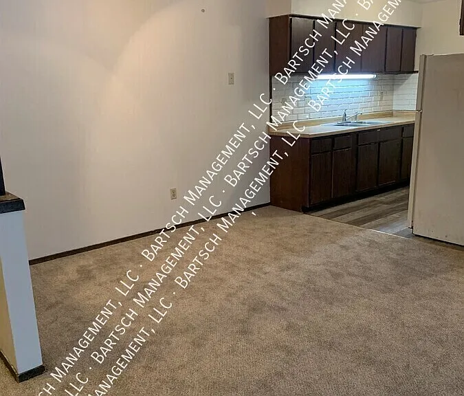 4321 N 104th St #4 — Photo 3