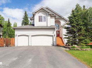 9015 Spruce Run Cir, Anchorage, AK 99507