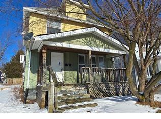 867 Edge St, Akron, OH 44306