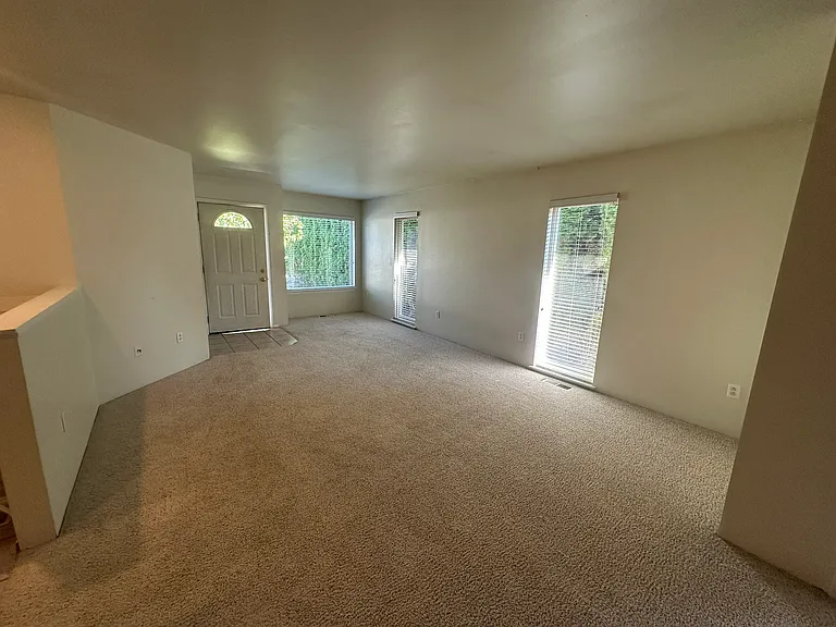 501 Nicka Rd #A — Photo 3