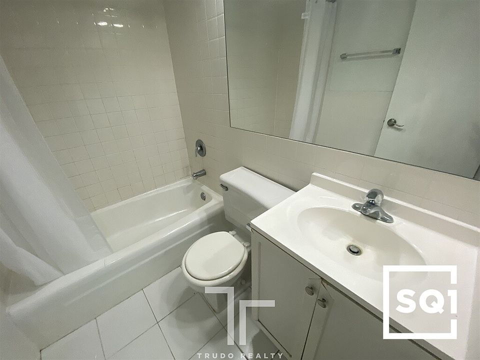 1st image of 736 W Buena Ave APT 210