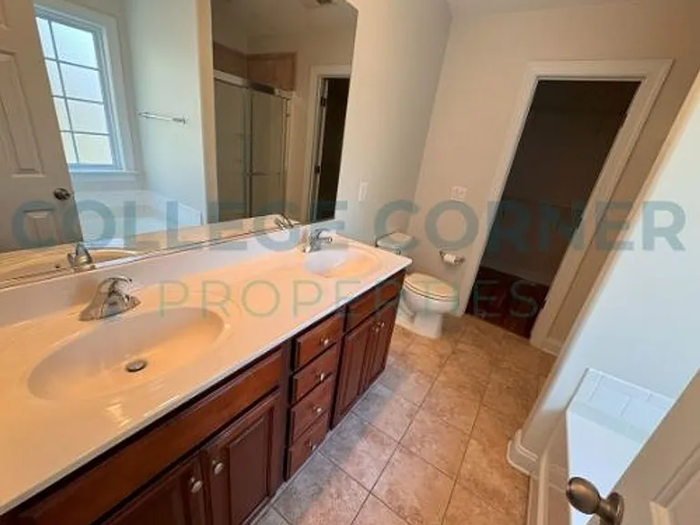 4964 Wyngate Village Dr — Photo 24