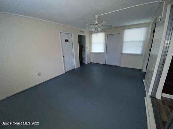 4th image of 410 Camellia Ave