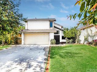 19715 Blythe St, Winnetka, CA 91306