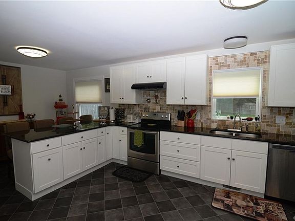 5th image of 9001 Emory Oak Ln