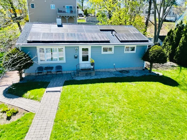 37 Humes Ave, Worcester, MA 01605