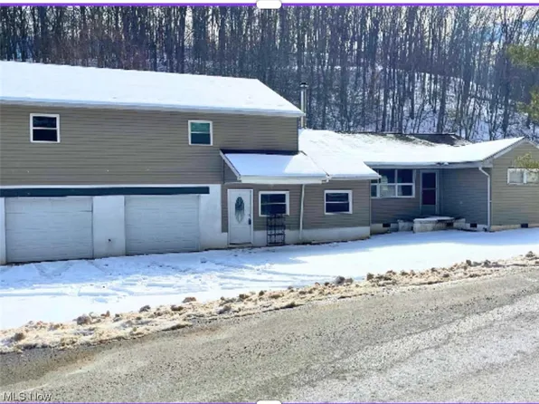 1016 Winding Rd, Parkersburg, WV 26104